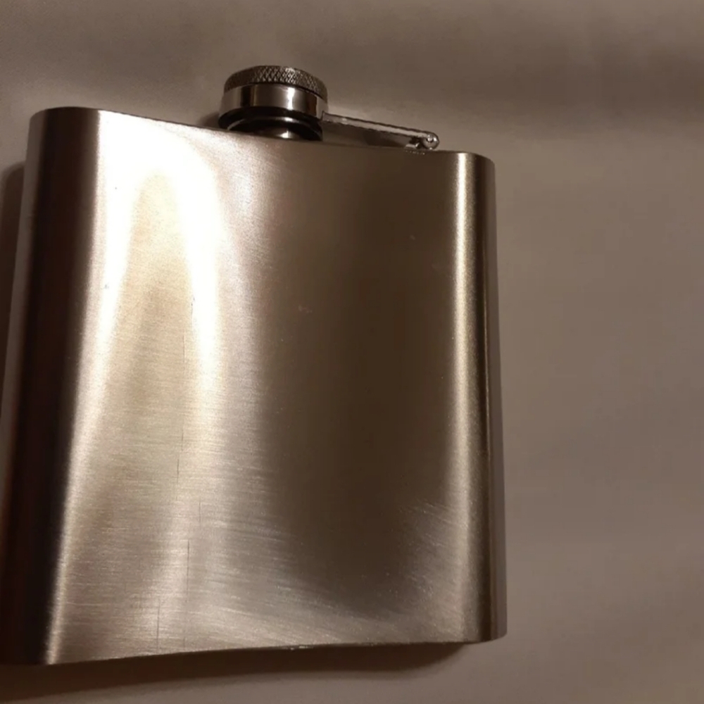 RealTree Flask - Picture 2 of 3